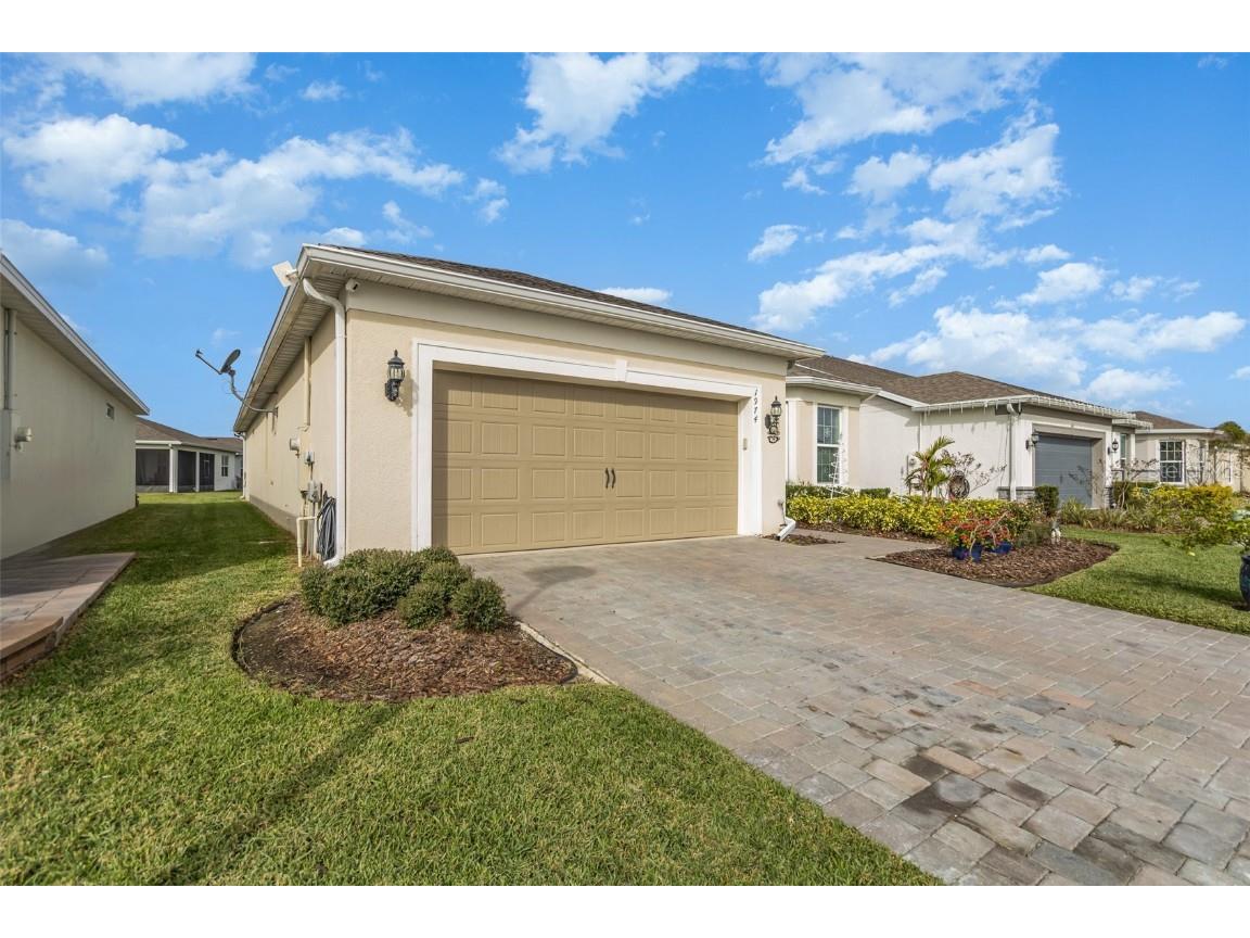 1974 Spring Shower Circle Kissimmee FL 34744 O6367917 image2