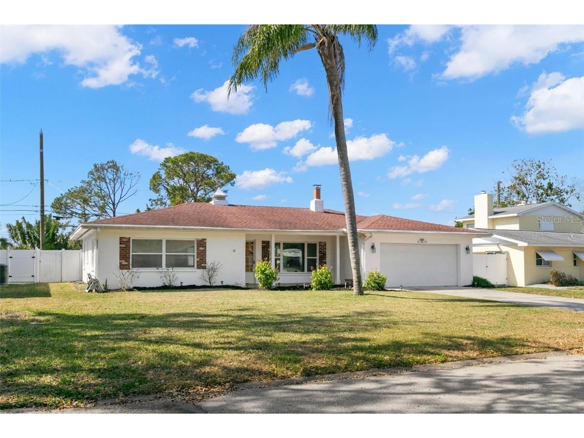 1974 Valencia Way Clearwater FL 33764 - ALLEN'S CREEK TB8351350 image1