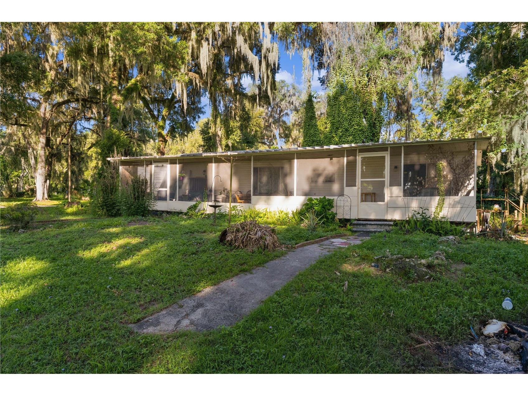 1975 E Cr412 Road Lake Panasoffkee FL 33538 O6422038 image1