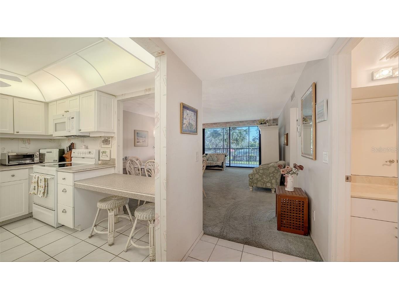 1975 Gulf Of Mexico Drive #G4-206 Longboat Key FL 34228 - GULF OF MEXICO A4663933 image3