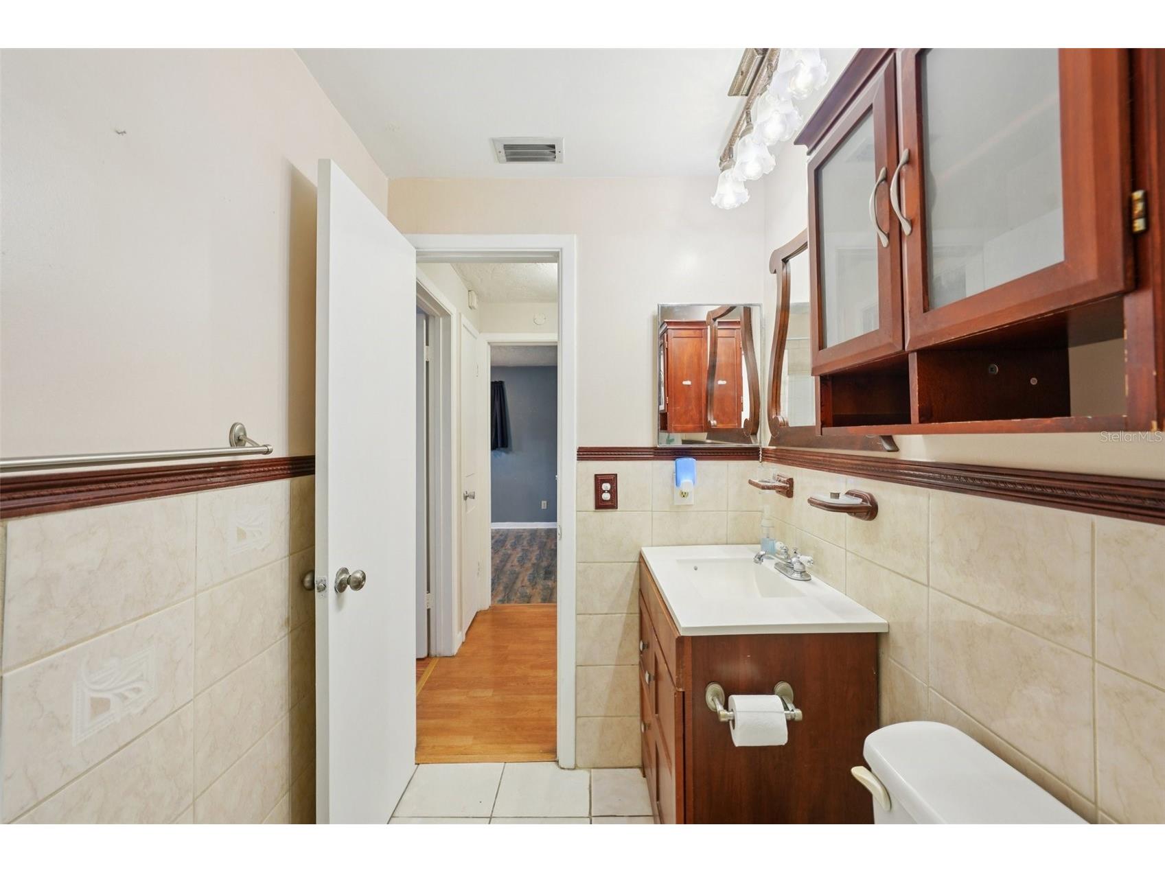 1975 Temple Terrace Clearwater FL 33764 TB8470794 image34