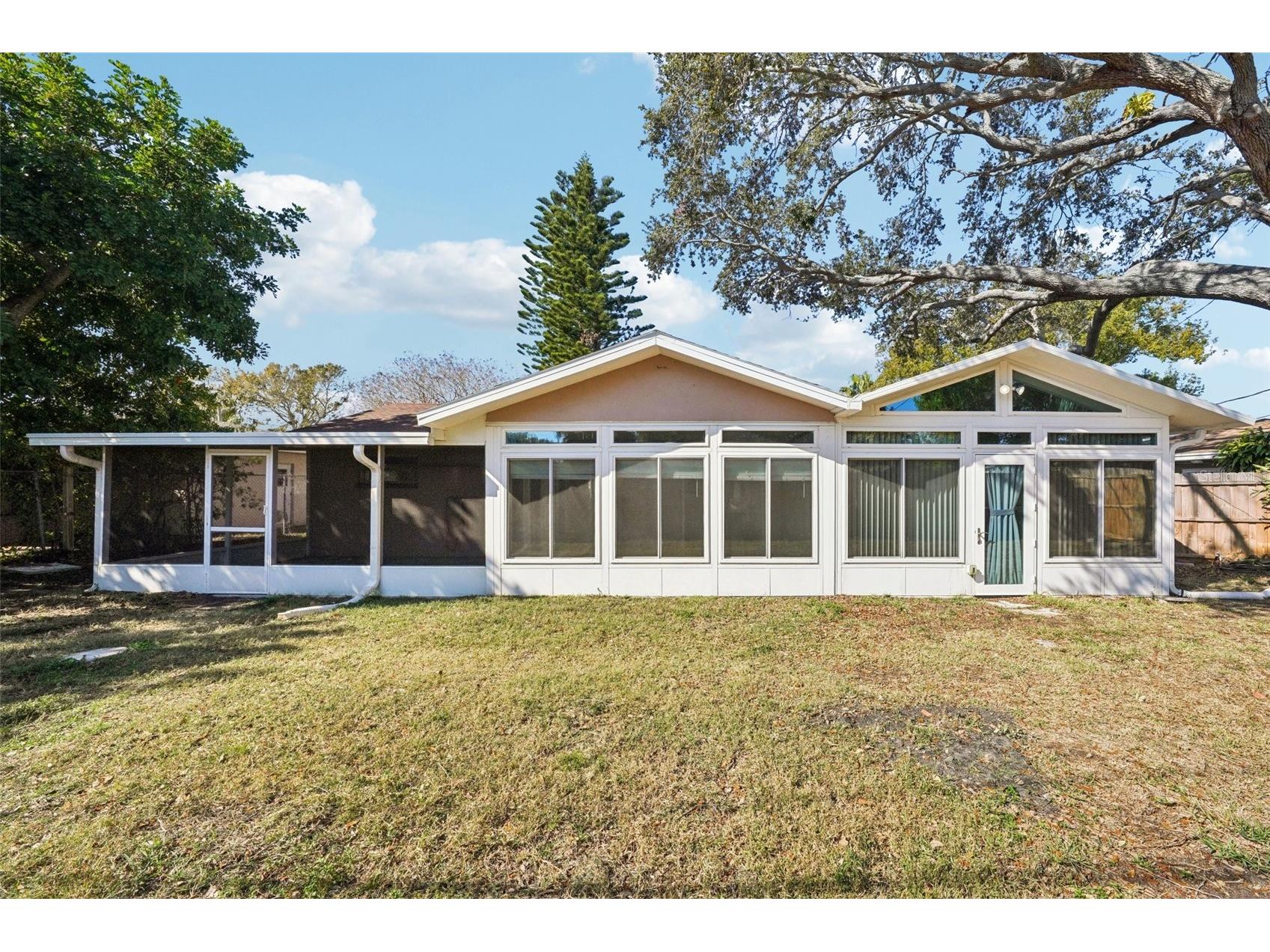 1975 Temple Terrace Clearwater FL 33764 TB8470794 image51