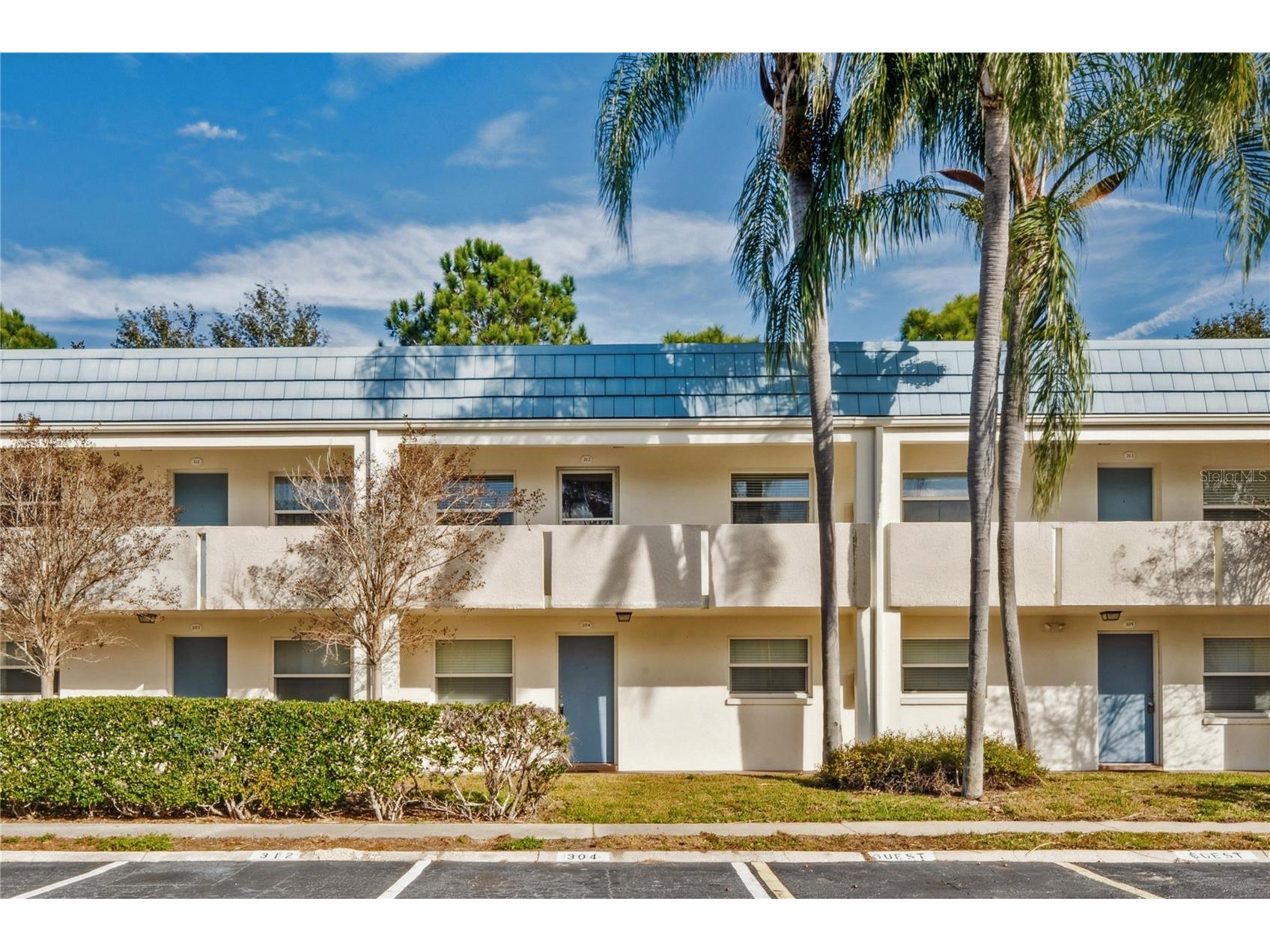 1975 W Bay Drive #312 Largo FL 33770 W7882313 image1