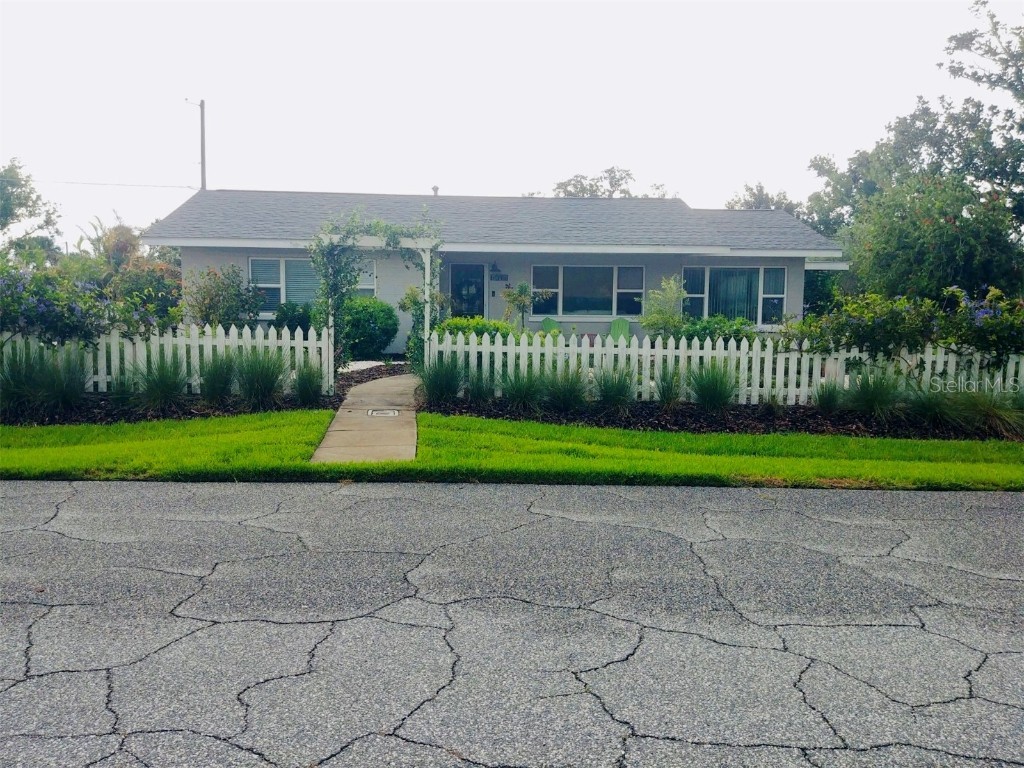 1975 Westland Road Mount Dora FL 32757 O6125179 image1