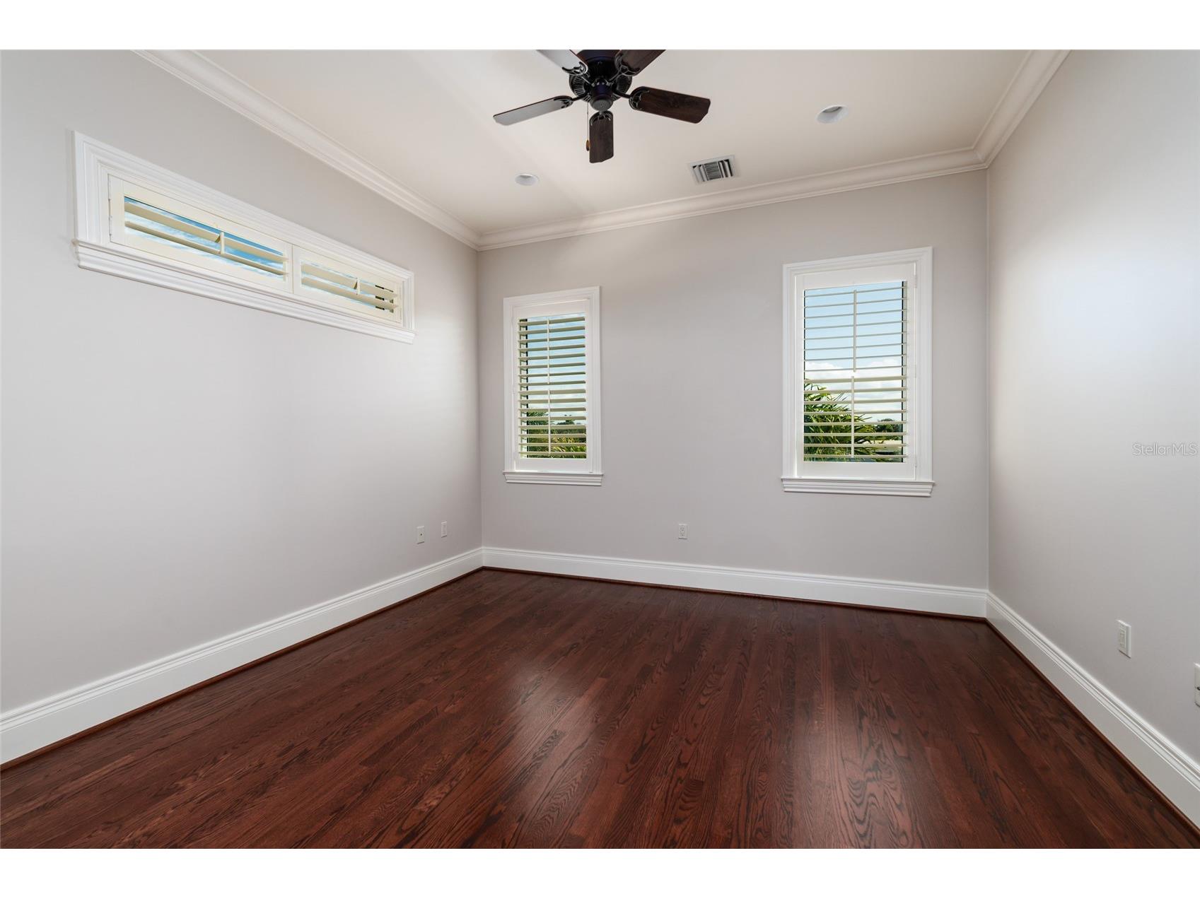 1976 Kansas Avenue NE Saint Petersburg FL 33703 - TAMPA BAY TB8453291 image30