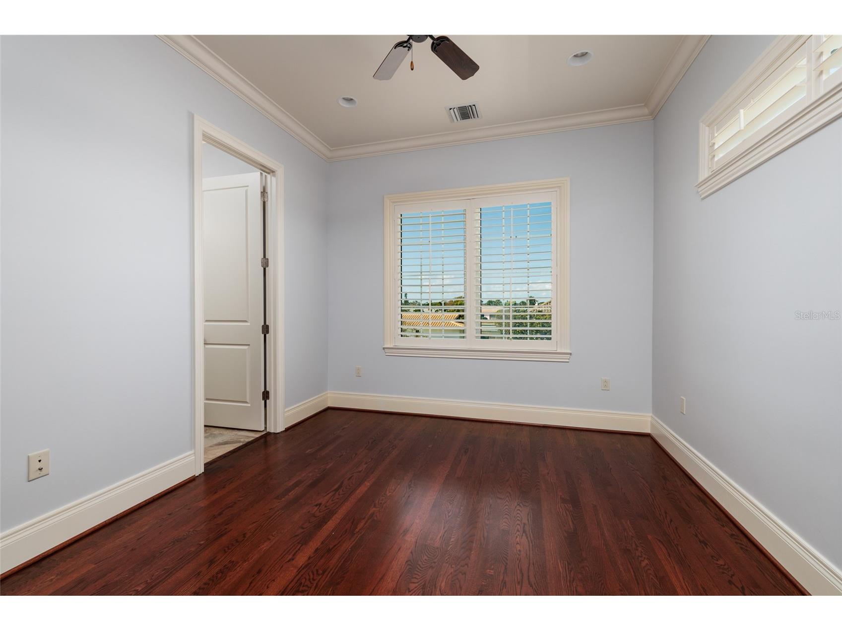 1976 Kansas Avenue NE Saint Petersburg FL 33703 - TAMPA BAY TB8453291 image33