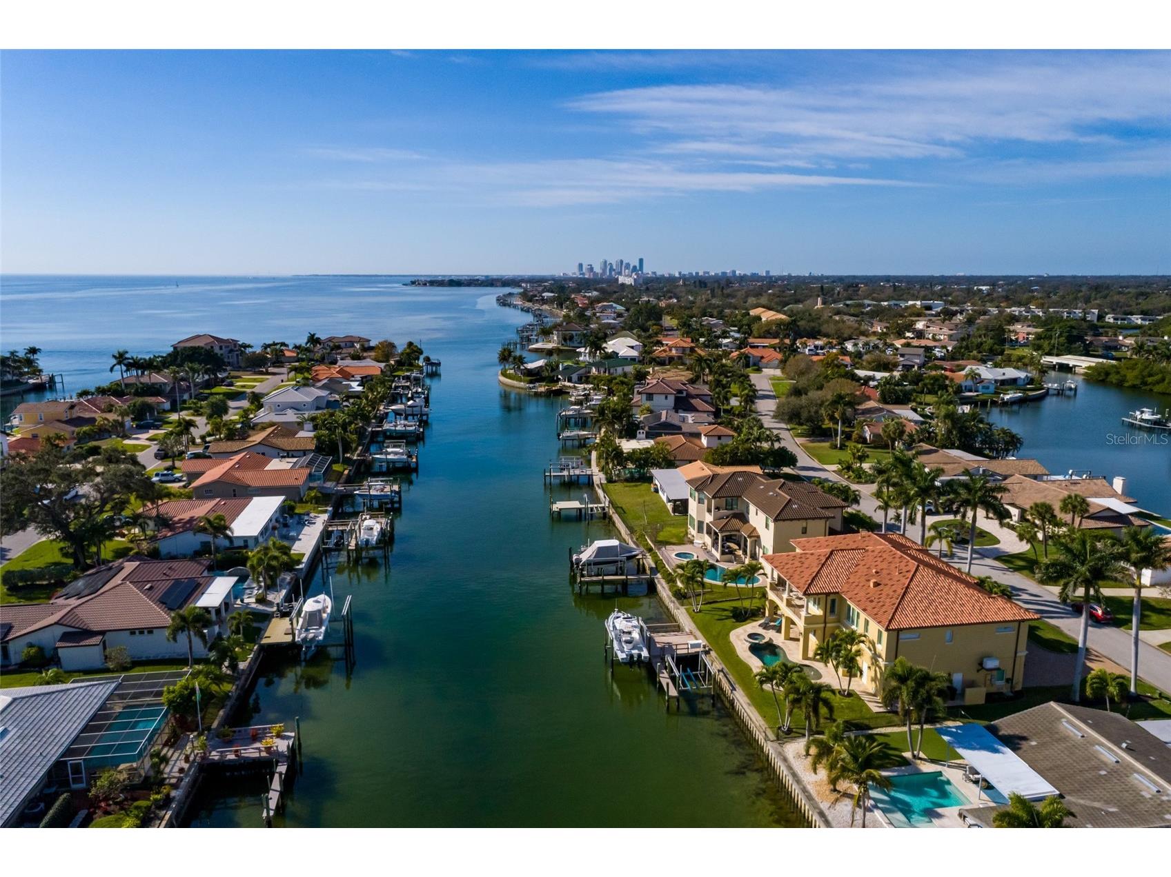 1976 Kansas Avenue NE Saint Petersburg FL 33703 - TAMPA BAY TB8453291 image62
