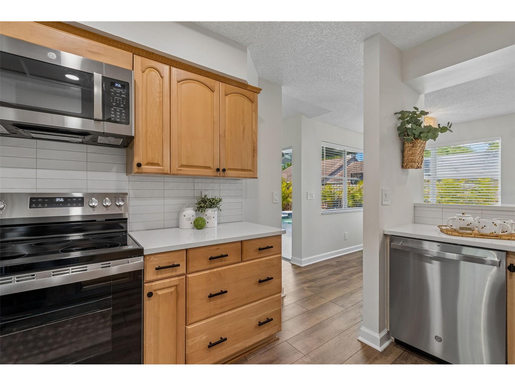 1977 Brookstone Way Clearwater FL 33760 TB8510802 image39