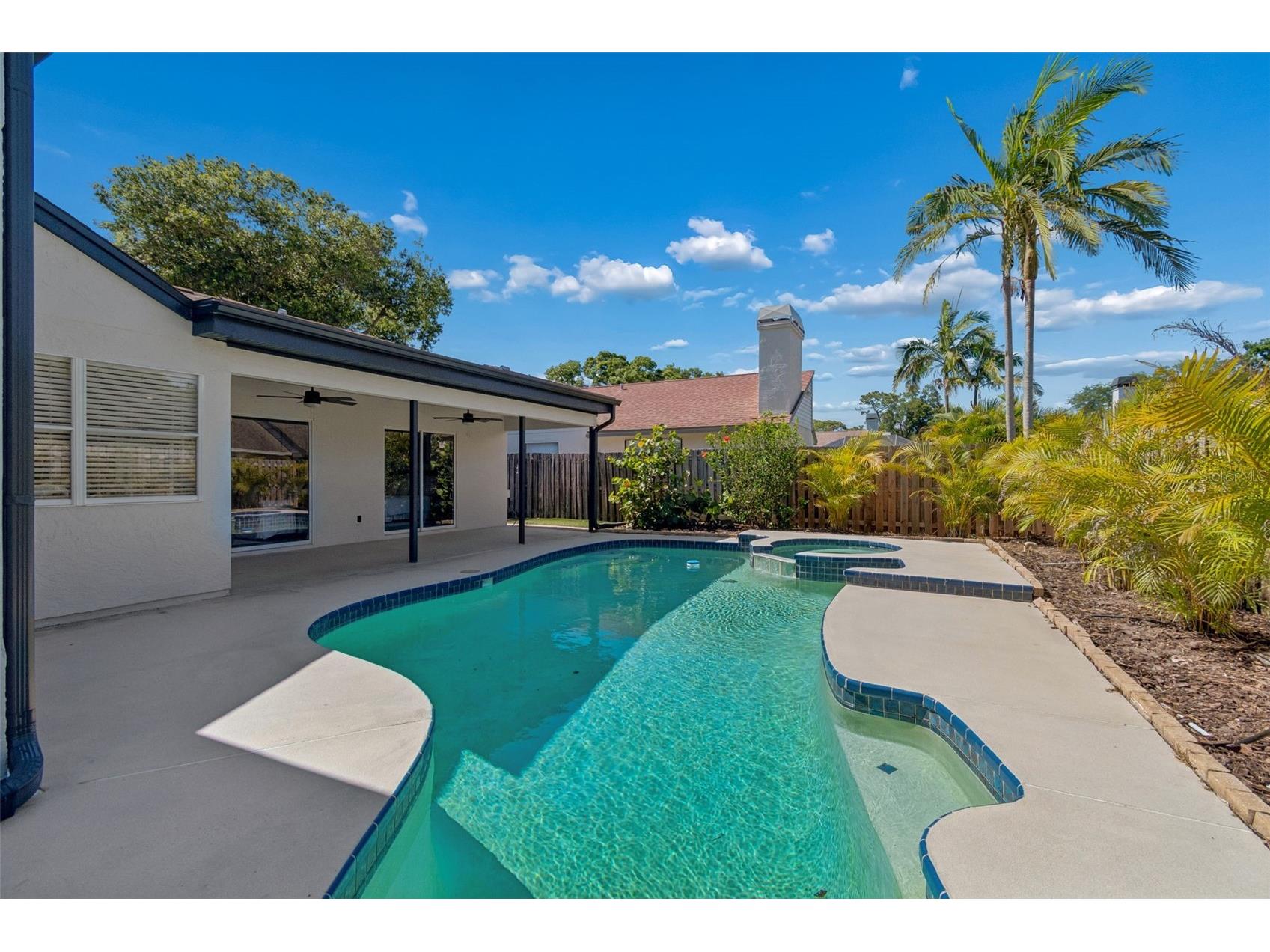 1977 Brookstone Way Clearwater FL 33760 TB8510802 image80
