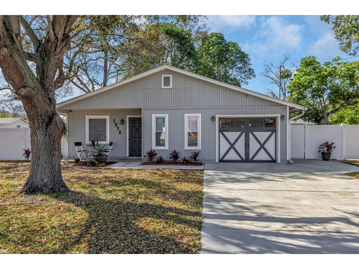 1978 Dix Street Largo FL 33774 U8233482 image1