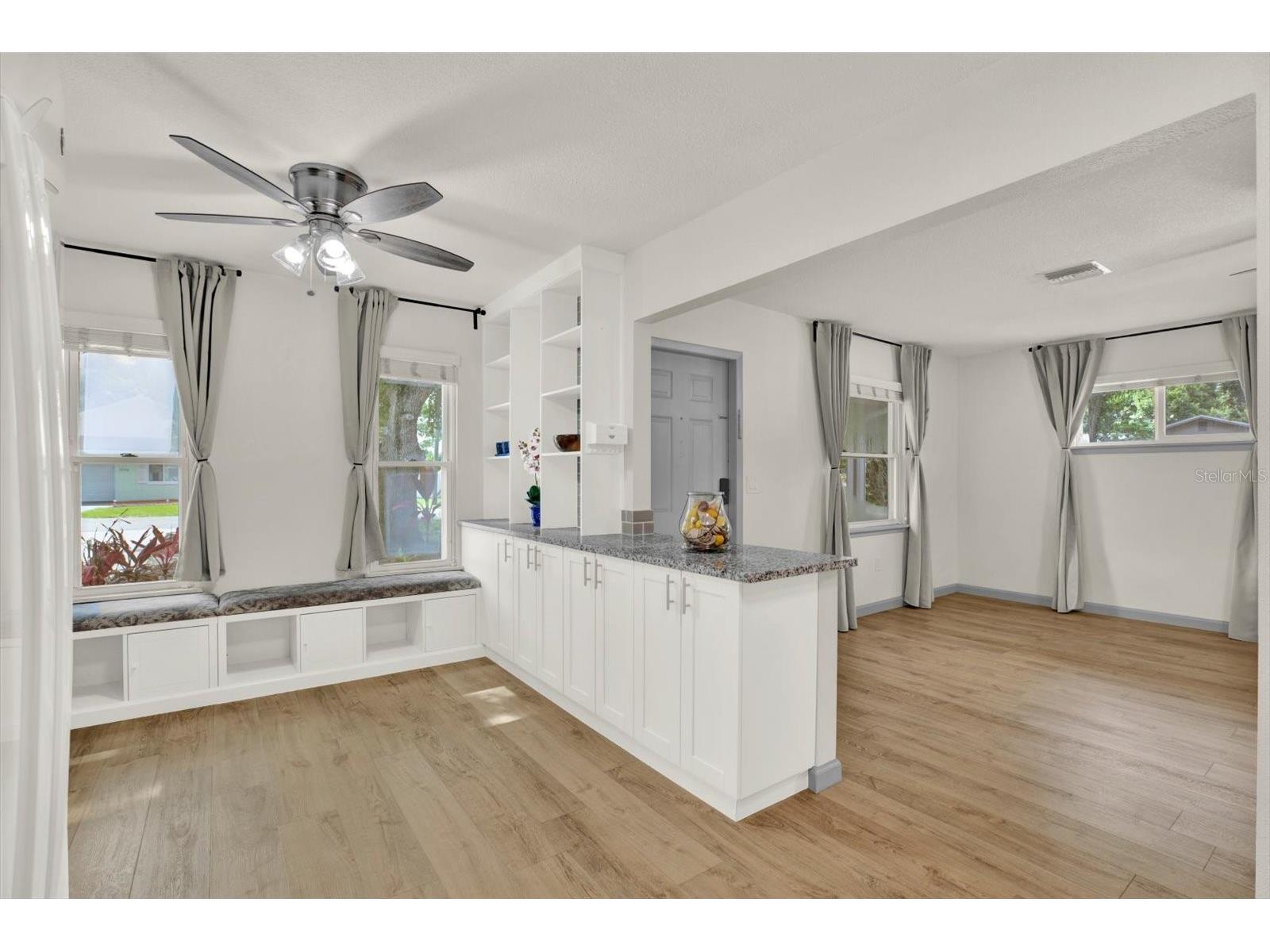 1978 Dix Street Largo FL 33774 TB8513399 image16