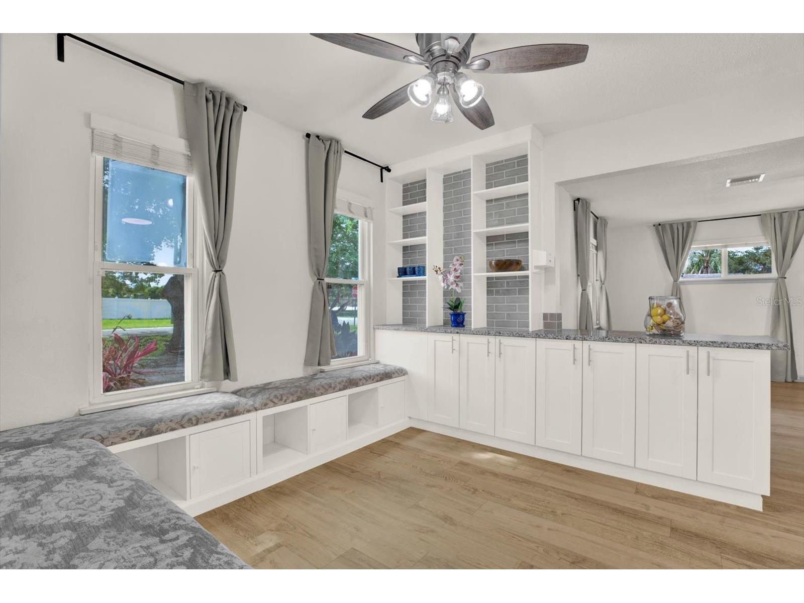 1978 Dix Street Largo FL 33774 TB8513399 image17