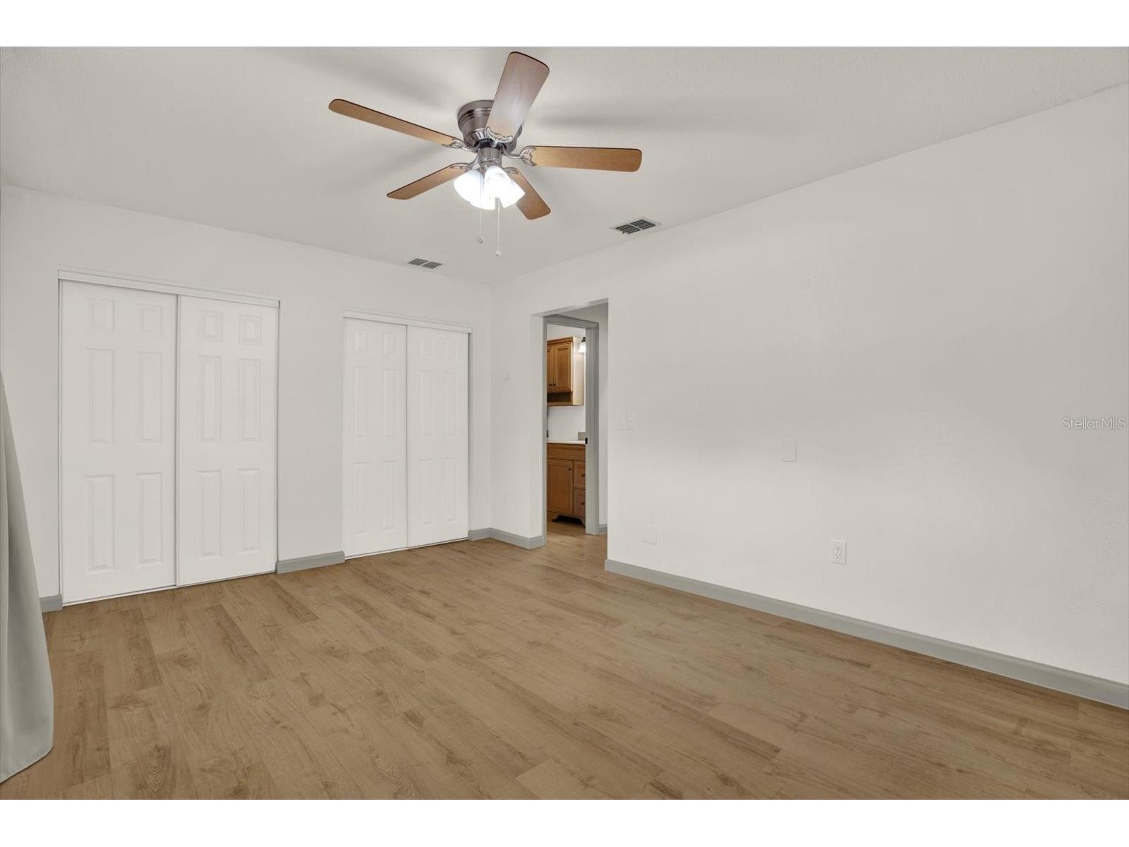 1978 Dix Street Largo FL 33774 TB8513399 image22