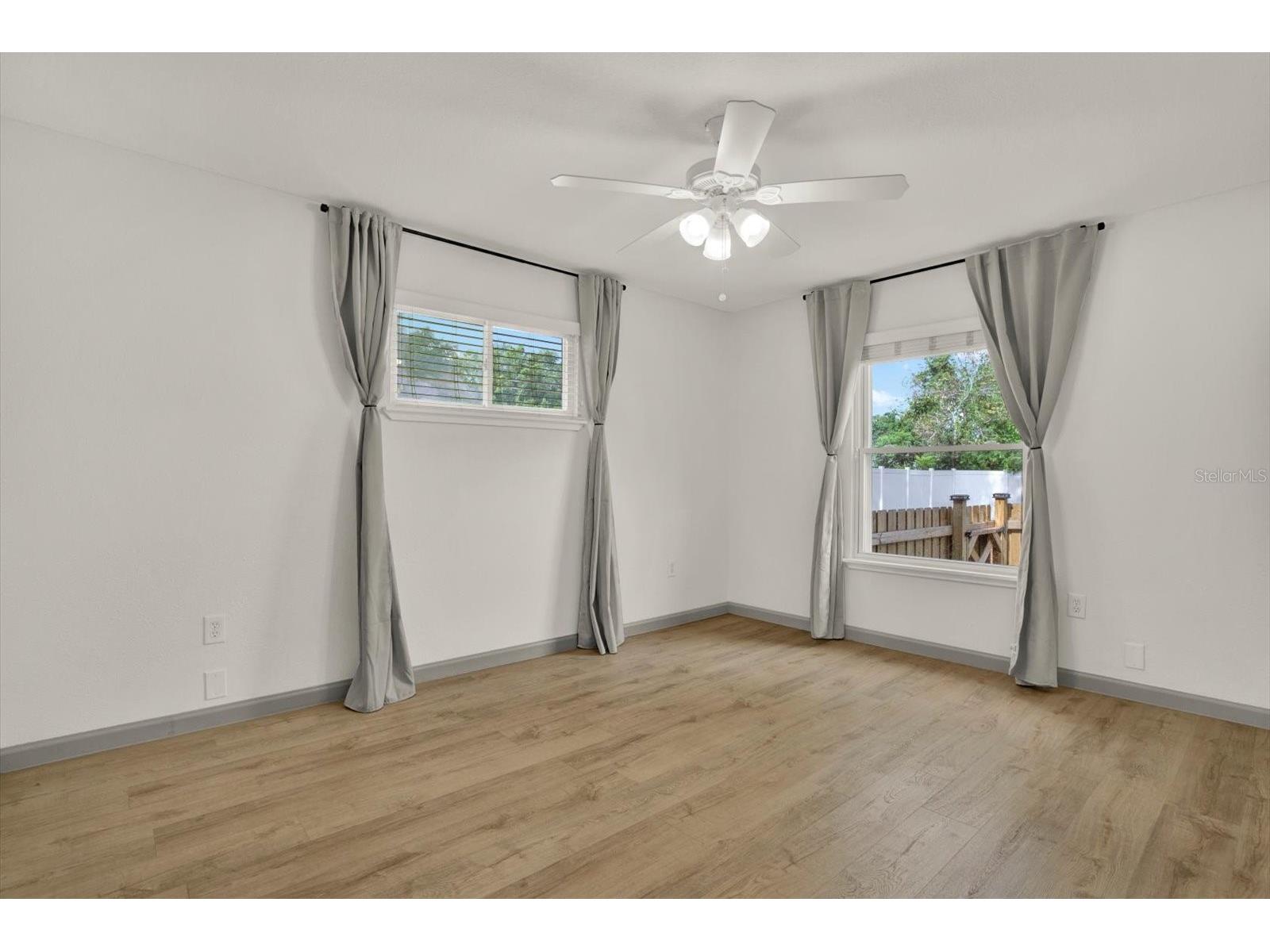 1978 Dix Street Largo FL 33774 TB8513399 image26