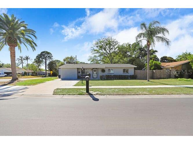 1978 Hyvue Drive Clearwater FL 33763 T3435713 image1