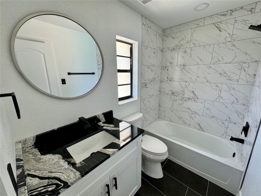 19782 Midway Blvd Port Charlotte FL 33948 D6140100 image18