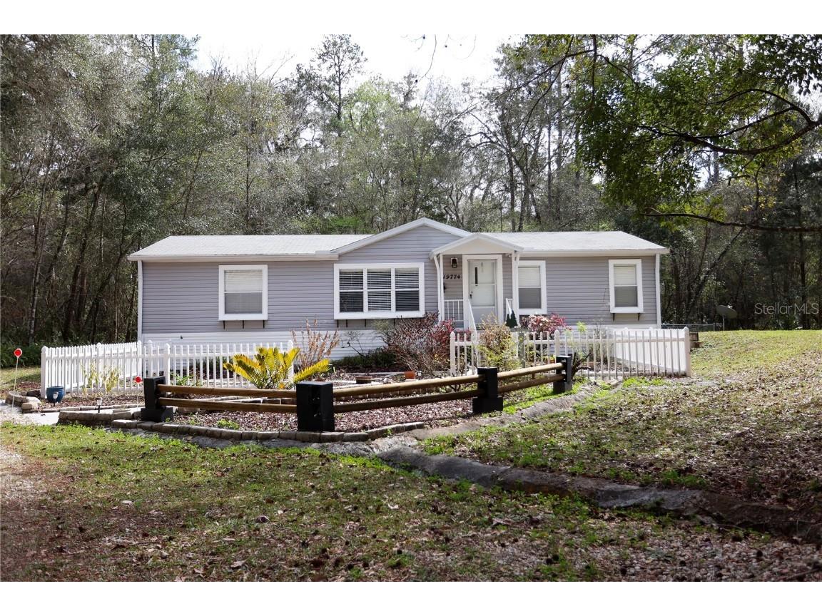 19788 Manecke Road Brooksville FL 34601 W7853308 image1