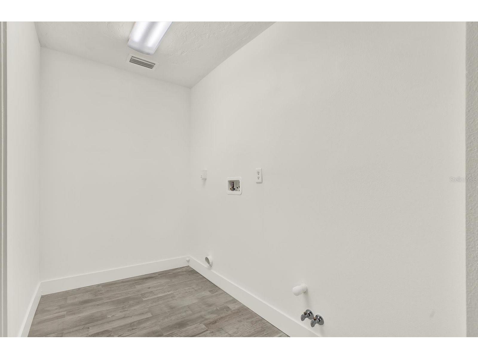 1979 Iowa Avenue NE Saint Petersburg FL 33703 - TAMPA BAY WITH ACCESS TO GULF TB8482630 image35