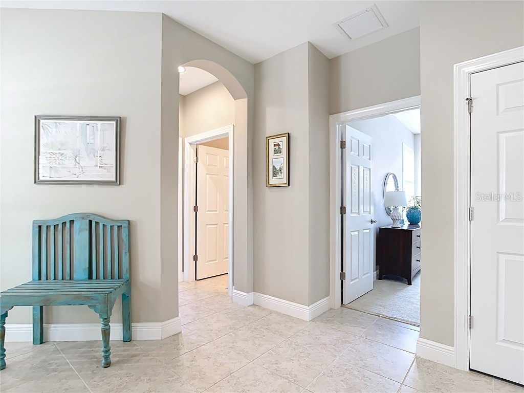 198 Bella Vista Terrace #C North Venice FL 34275 N6141645 image8