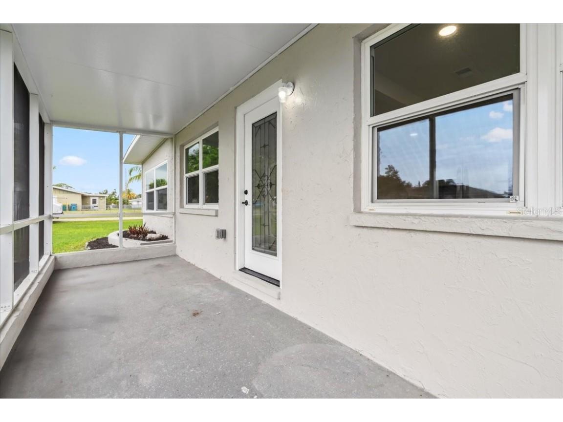 198 Cypress Avenue NW Port Charlotte FL 33952 TB8408039 image6