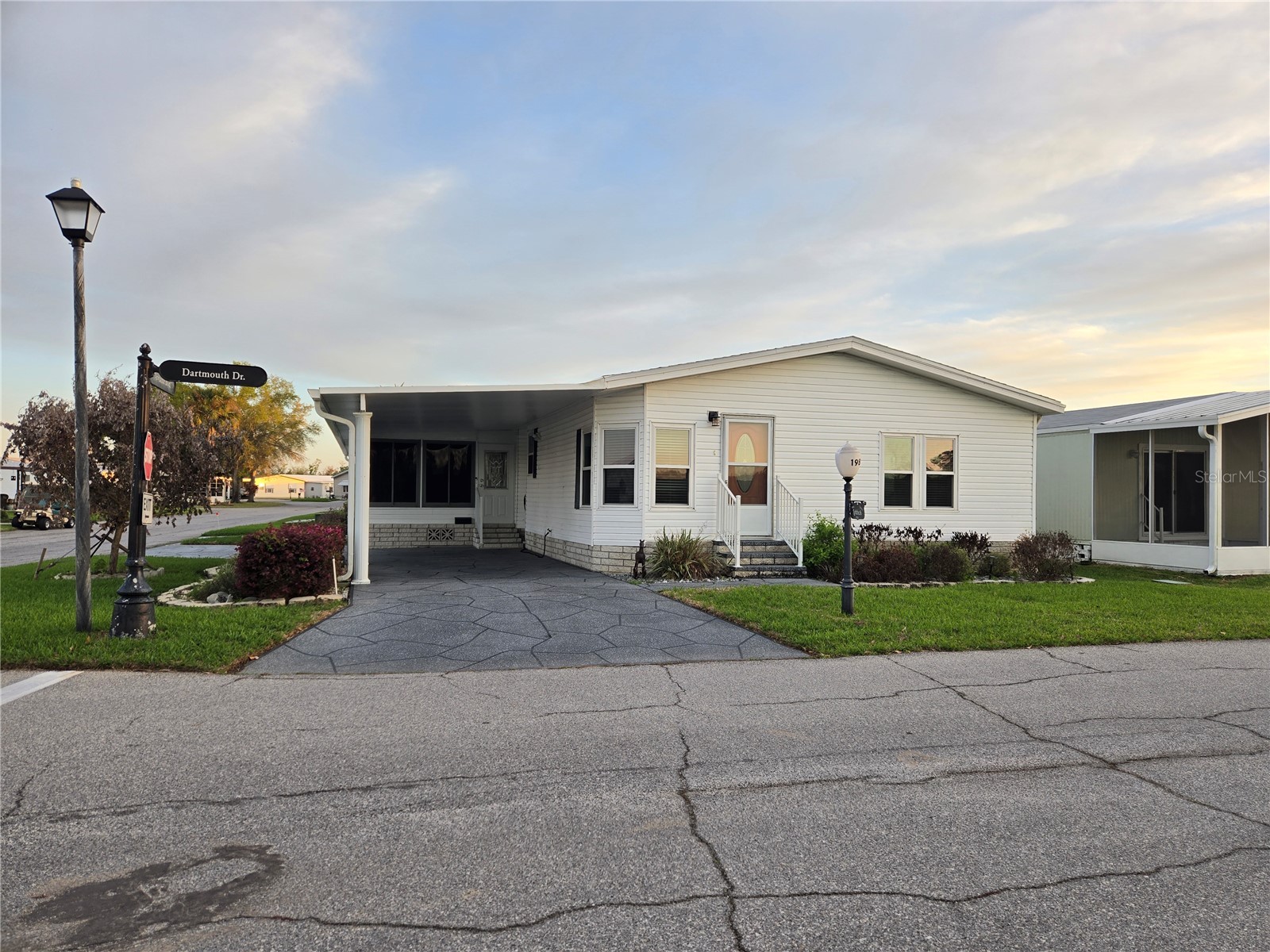 198 Dartmouth Drive Haines City FL 33844 - LAKE HENRY P4938135 image1