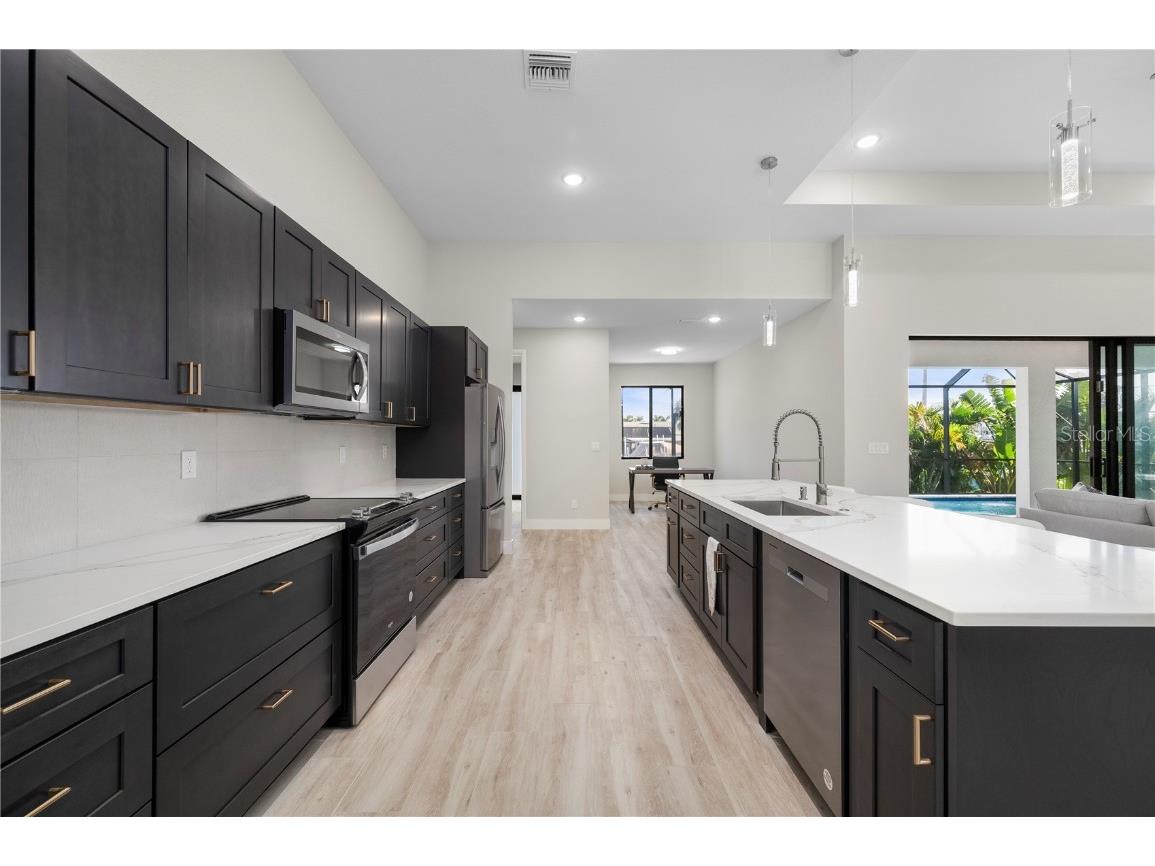 198 Gulfview Road Punta Gorda FL 33950 C7516930 image16