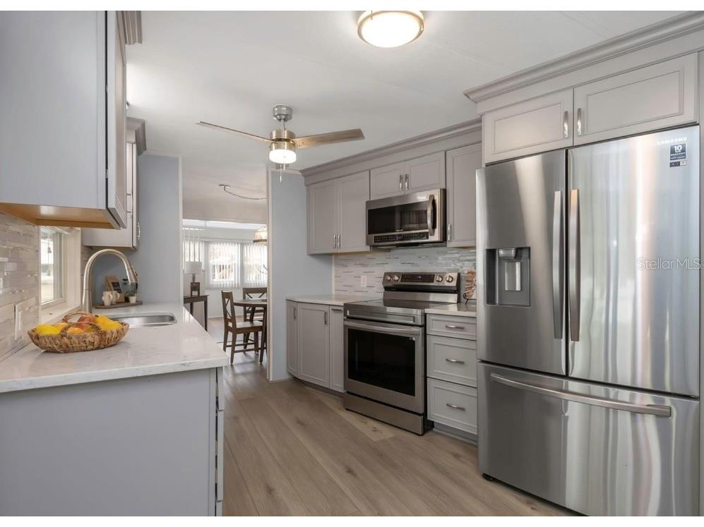 198 Philadelphia Boulevard #11 Palm Harbor FL 34684 - LAKE TARPON TB8522227 image2