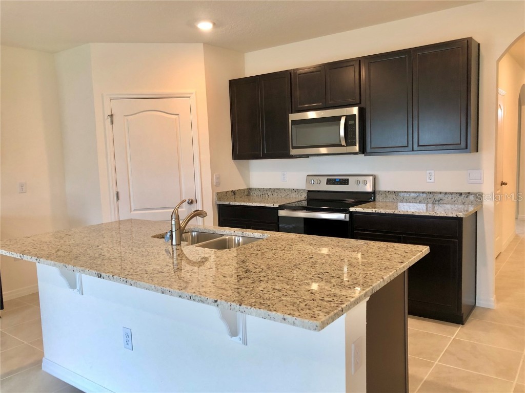 1980 Chickasaw Boulevard Davenport FL 33837 O6371546 image3