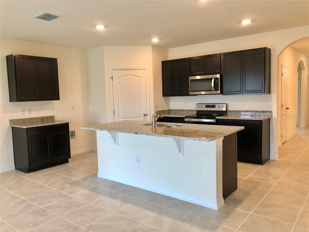 1980 Chickasaw Boulevard Davenport FL 33837 O6371546 image6