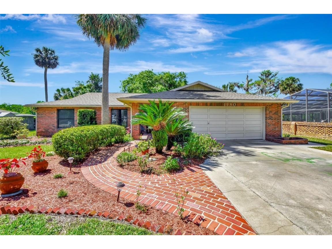 1980 Quail Hollow Drive Deland FL 32720 - ST JOHNS RIVER V4928365 image1