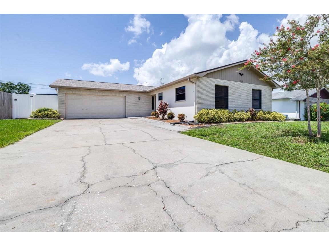 1981 Briarwood Street Dunedin FL 34698 T3544025 image1