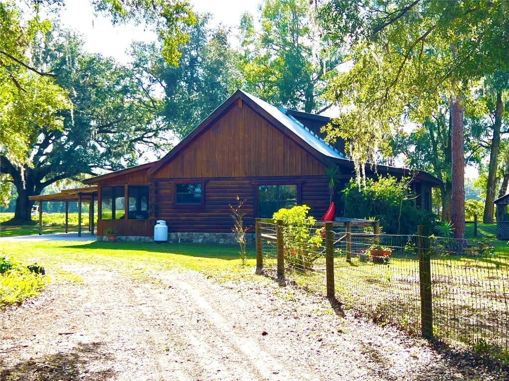 1981 E C 478 Webster FL 33597 OM650055 image1