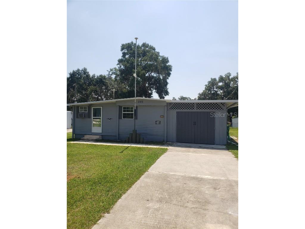 1981 SE 172nd Avenue Silver Springs FL 34488 OM670543 image1