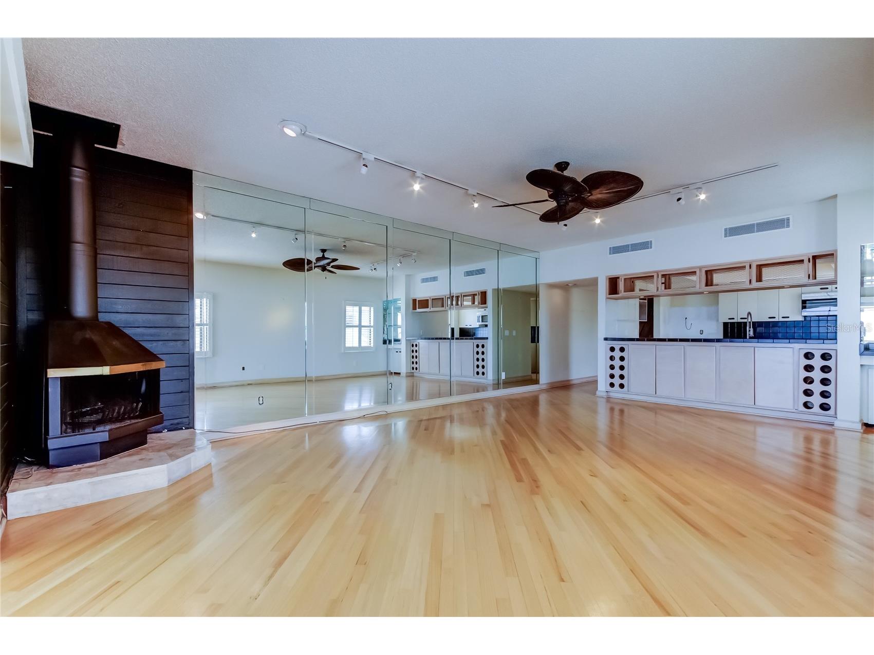 19810 Gulf Boulevard #3 Indian Shores FL 33785 TB8439282 image14