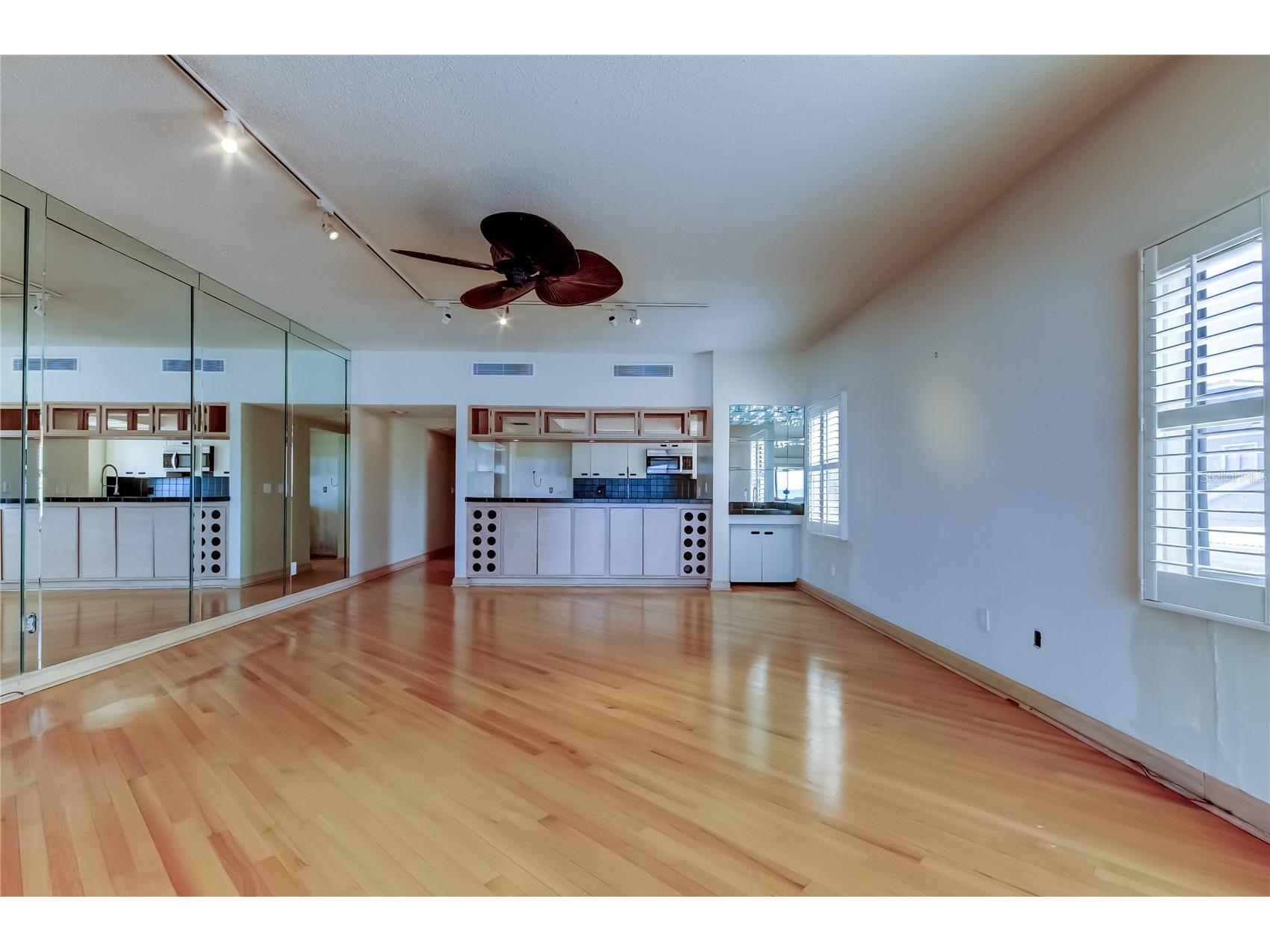 19810 Gulf Boulevard #3 Indian Shores FL 33785 TB8439282 image16