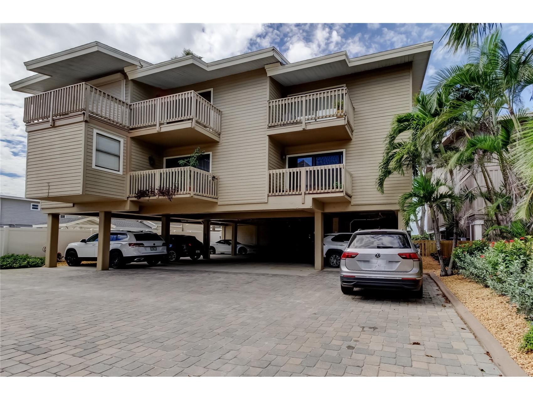 19810 Gulf Boulevard #3 Indian Shores FL 33785 TB8439282 image3