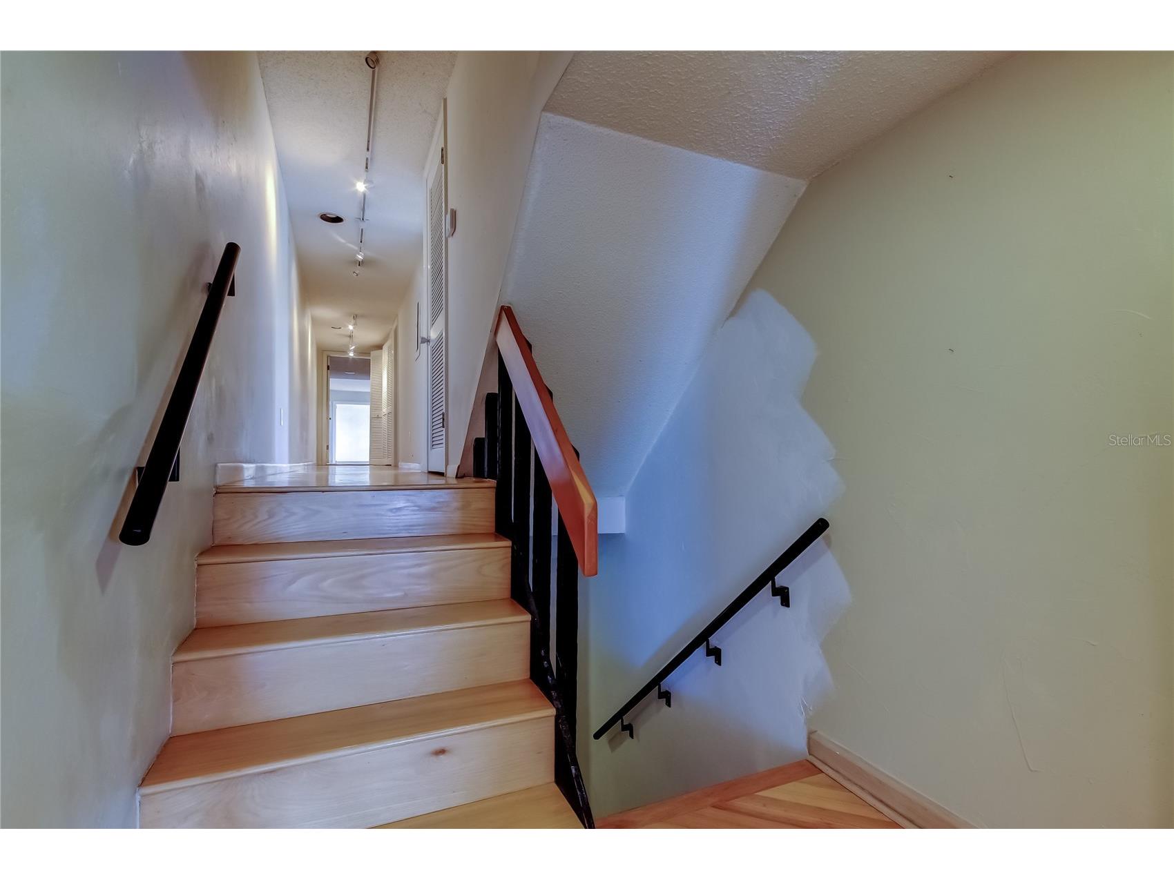 19810 Gulf Boulevard #3 Indian Shores FL 33785 TB8439282 image8