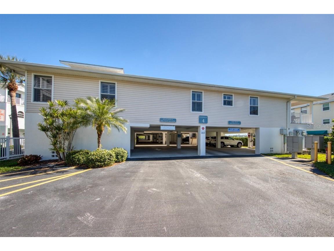 19811 Gulf Boulevard #207 Indian Shores FL 33785 U8190025 image1