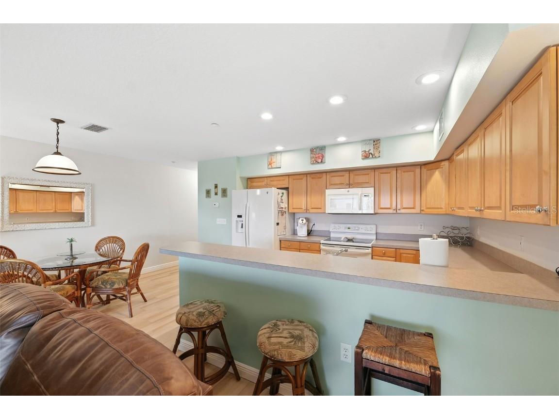 19811 Gulf Boulevard #302 Indian Shores FL 33785 TB8420030 image11