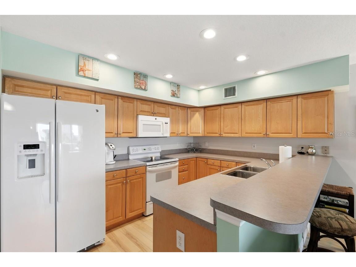 19811 Gulf Boulevard #302 Indian Shores FL 33785 TB8420030 image9