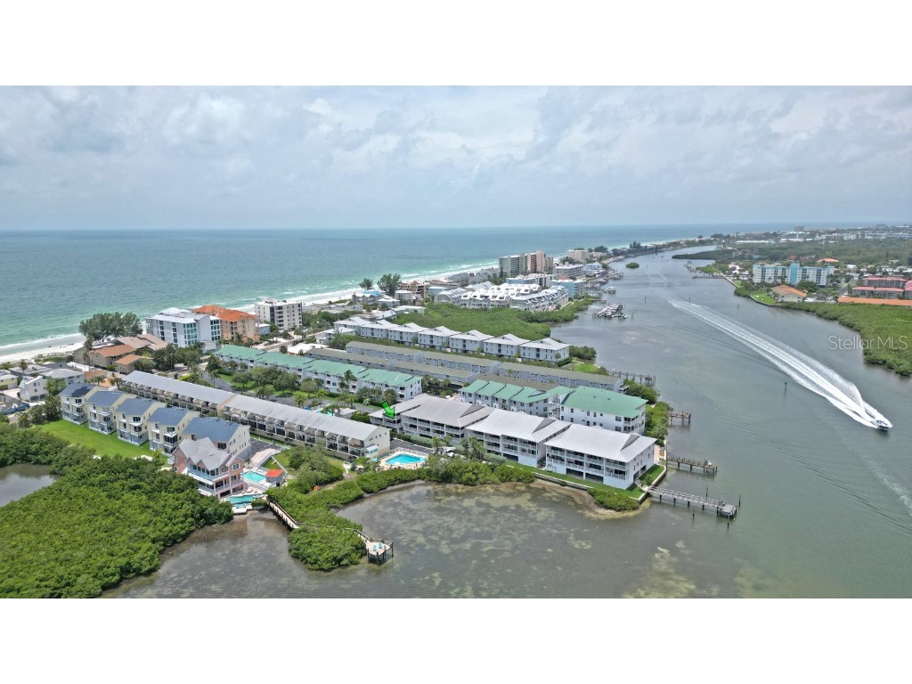19811 Gulf Boulevard #402 Indian Shores FL 33785 U8206638 image1