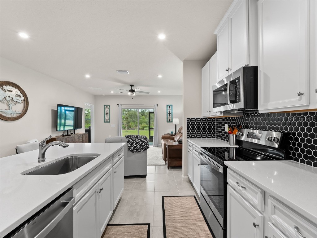 1982 W Palms Drive Port Charlotte FL 33953 C7517406 image16