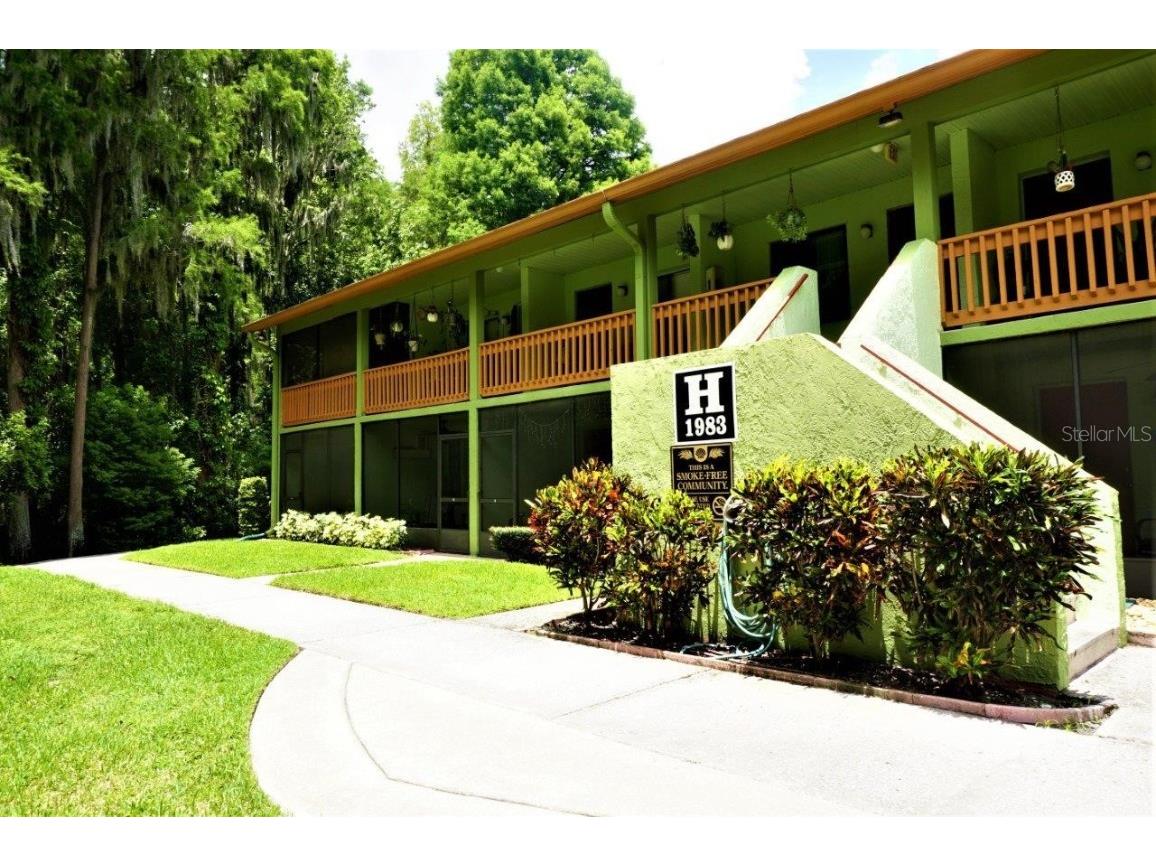 1983 Abrico Drive #H16 Lutz FL 33558 W7852595 image1