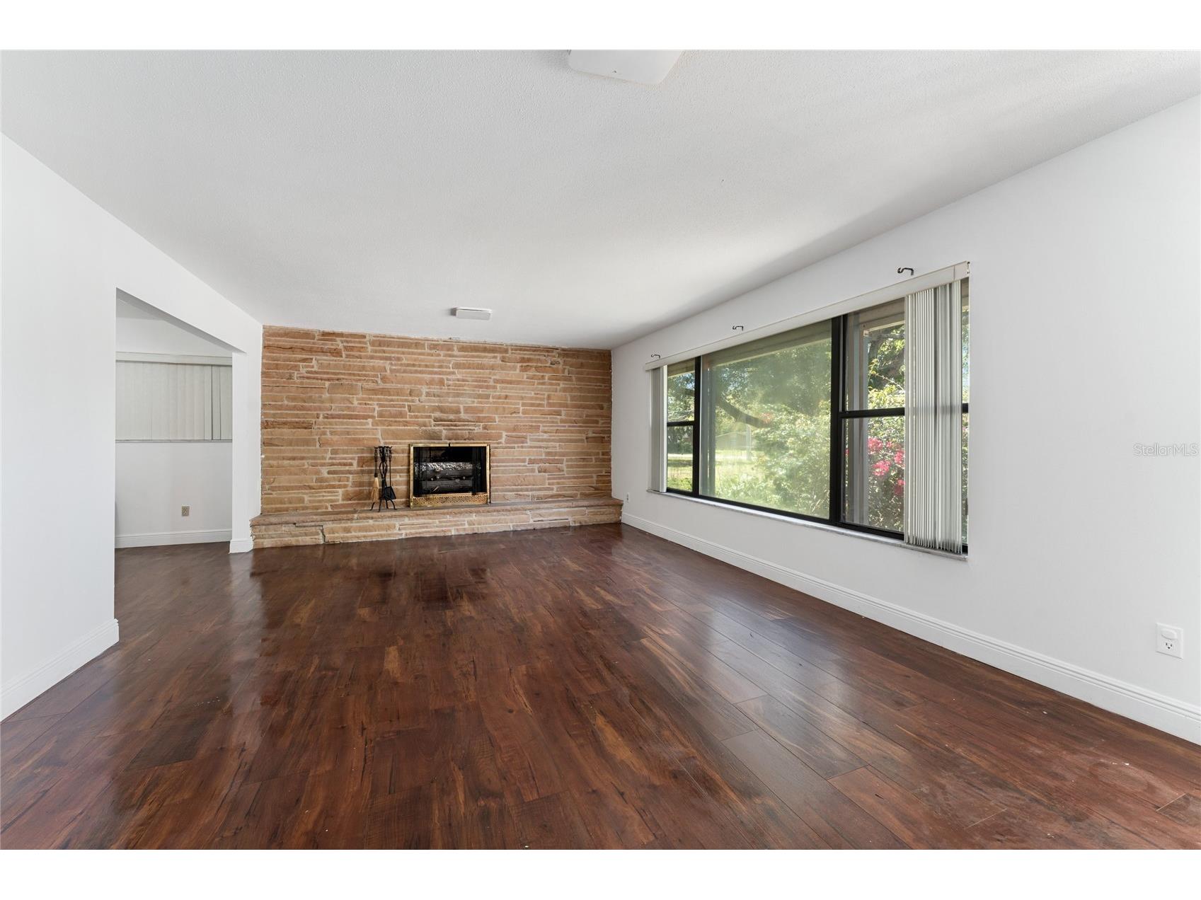 1983 Longbow Circle Titusville FL 32796 O6377893 image3