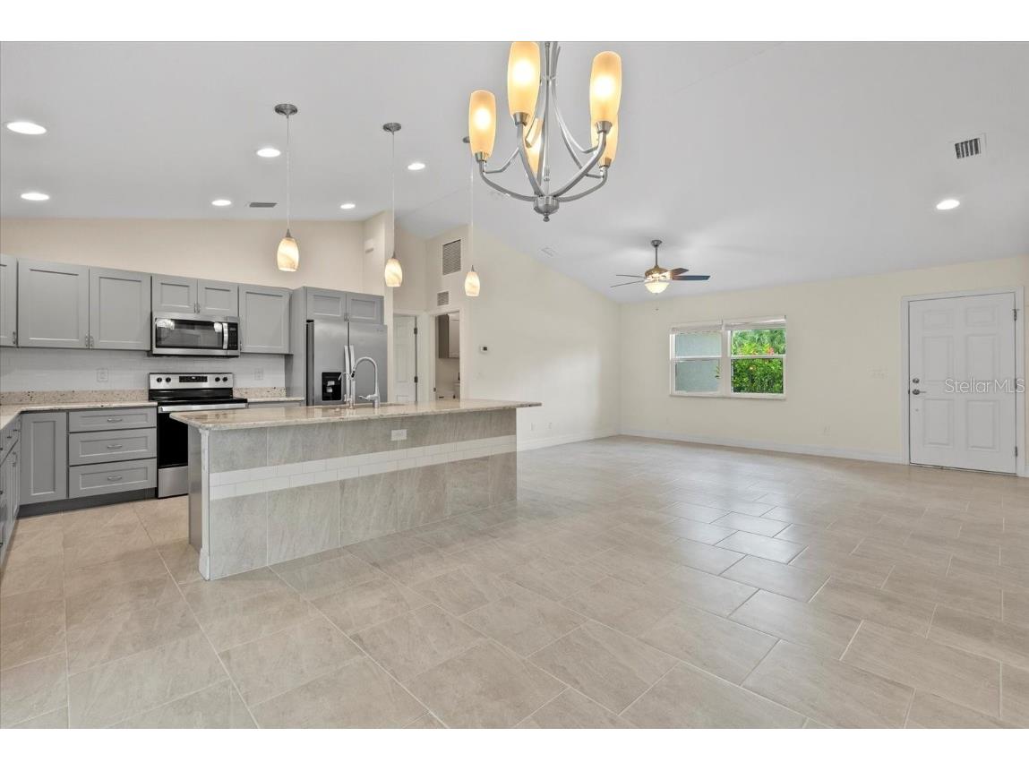 1983 Longstroth Avenue North Port FL 34288 C7511754 image9