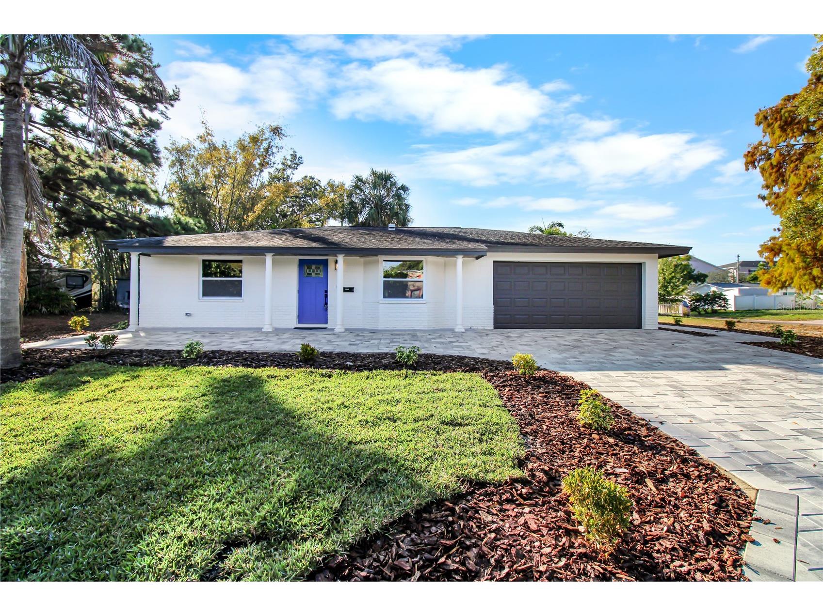 1984 64th Avenue N Saint Petersburg FL 33702 TB8458602 image1