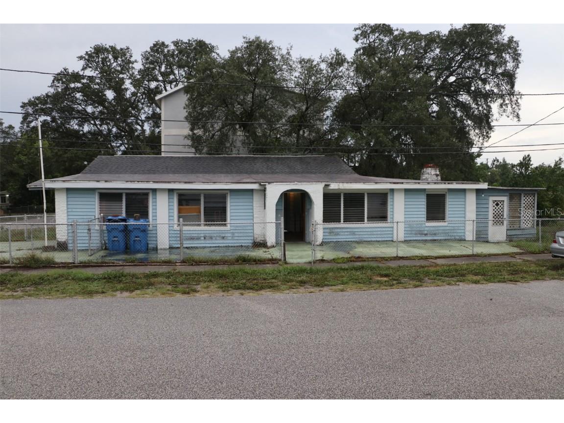 1984 Carolina Avenue Tarpon Springs FL 34689 T3456017 image1