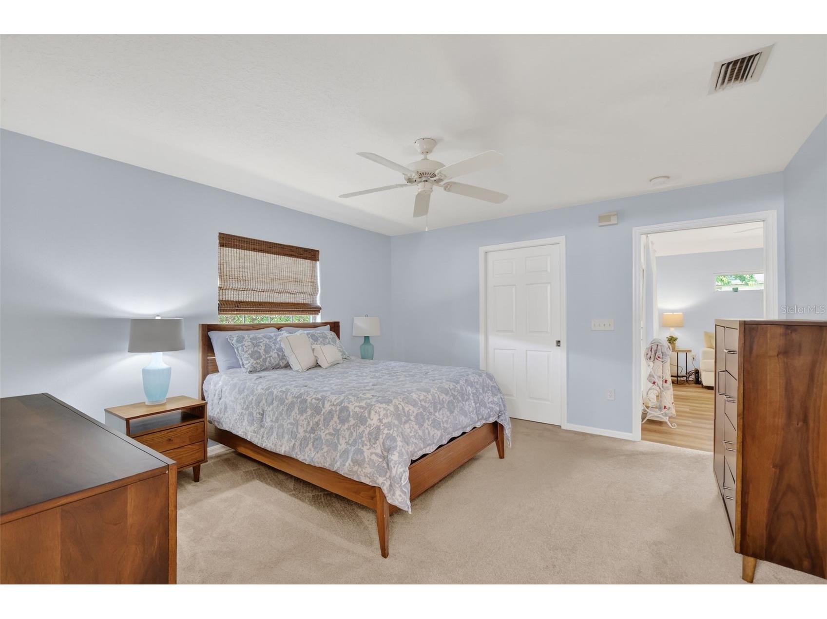 1984 Golden Palm Circle Tavares FL 32778 G5110063 image22