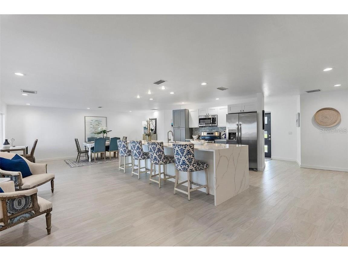 1984 Kansas Avenue NE Saint Petersburg FL 33703 - TAMPA BAY TB8458175 image13