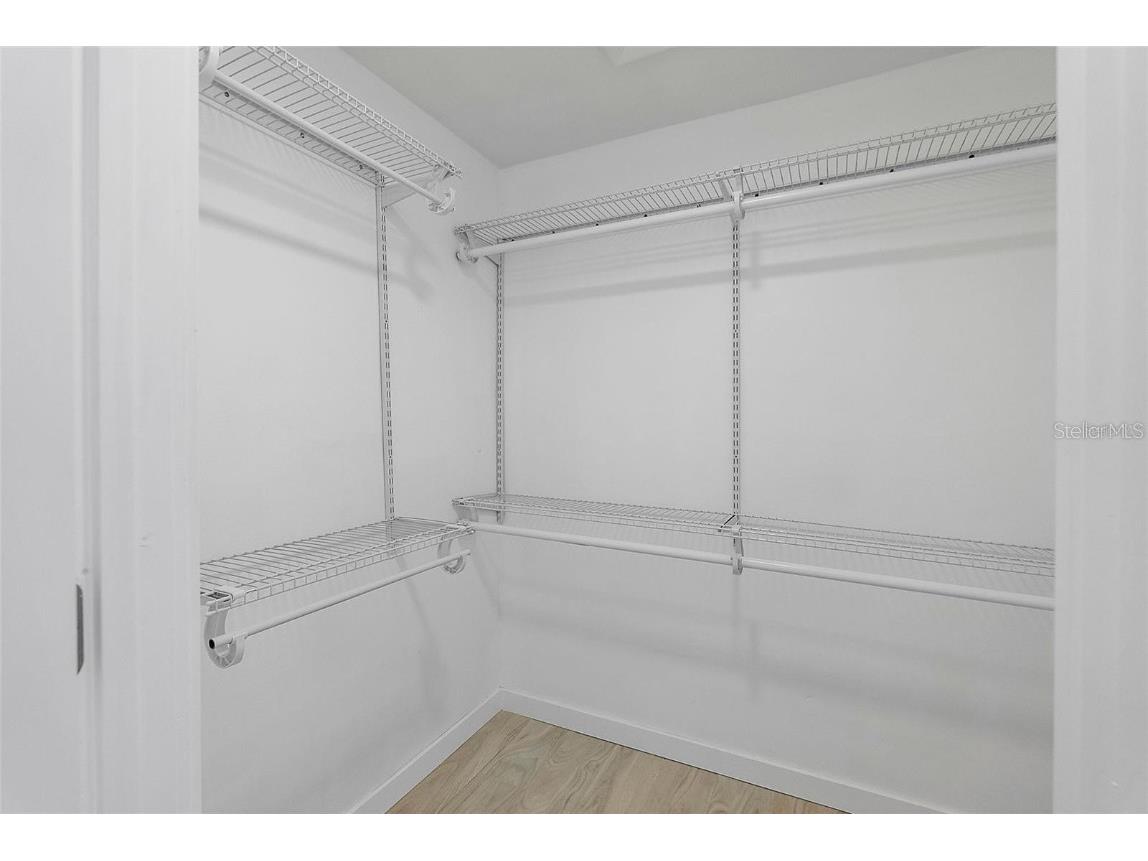 1984 Kansas Avenue NE Saint Petersburg FL 33703 - TAMPA BAY TB8458175 image23